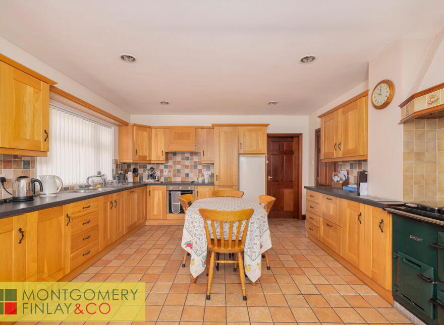 33 Enniskillen Road, Enniskillen, Lisbellaw, BT94 5DF