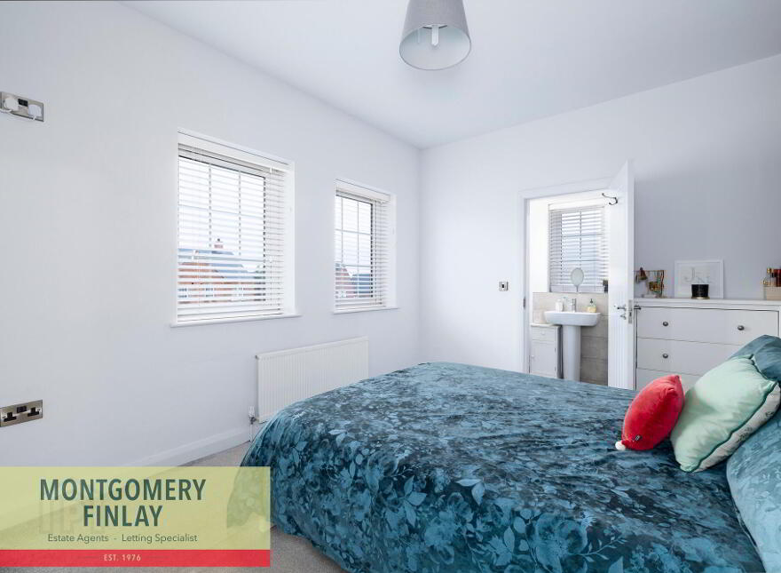 17 Cherrymount Avenue, Enniskillen, BT74 4GY