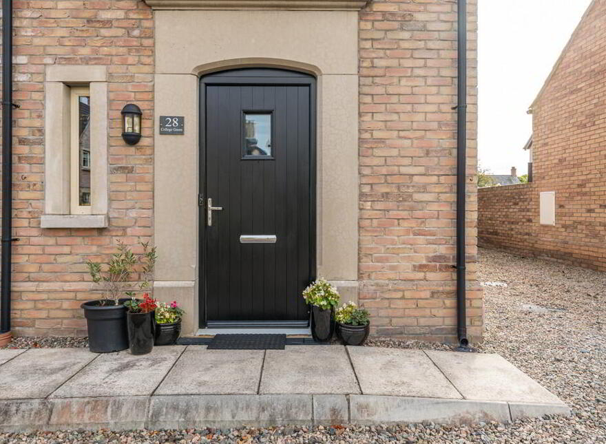 28 College Green, Bangor, BT20 5FA