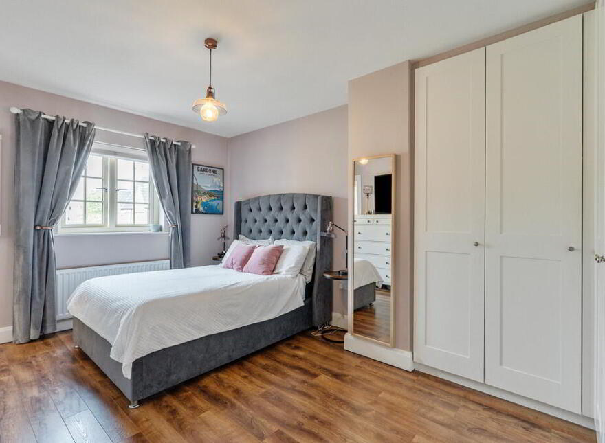28 College Green, Bangor, BT20 5FA