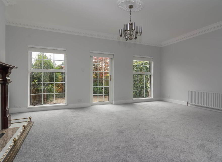 2 Thornhill Malone , BELFAST, Belfast, BT9 6SS