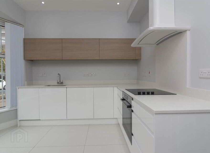2 Thornhill Malone , BELFAST, Belfast, BT9 6SS photo