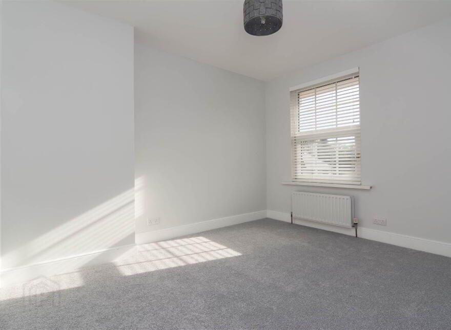 2 Thornhill Malone , BELFAST, Belfast, BT9 6SS