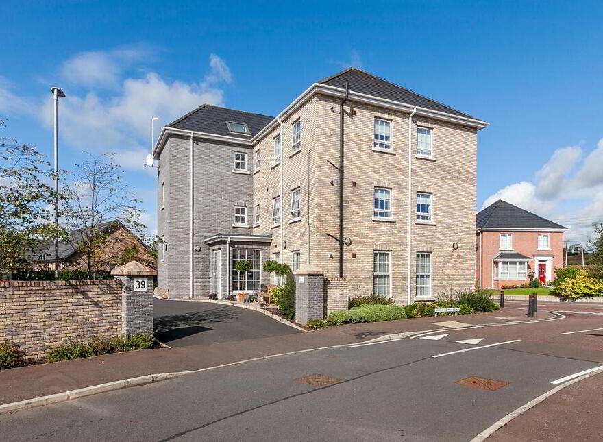 Apartment 3 39 Ayrshire Meadows, Lisburn, BT28 2DU photo