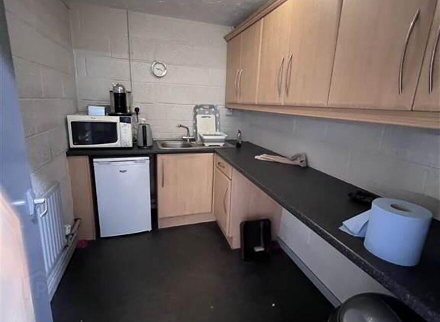 Unit 9, DC Enterprise Centre, Kennedy Way, Belfast, BT11 9AP