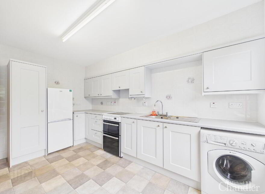 17 Queensfort Court, Carryduff, Belfast, BT8 8NF