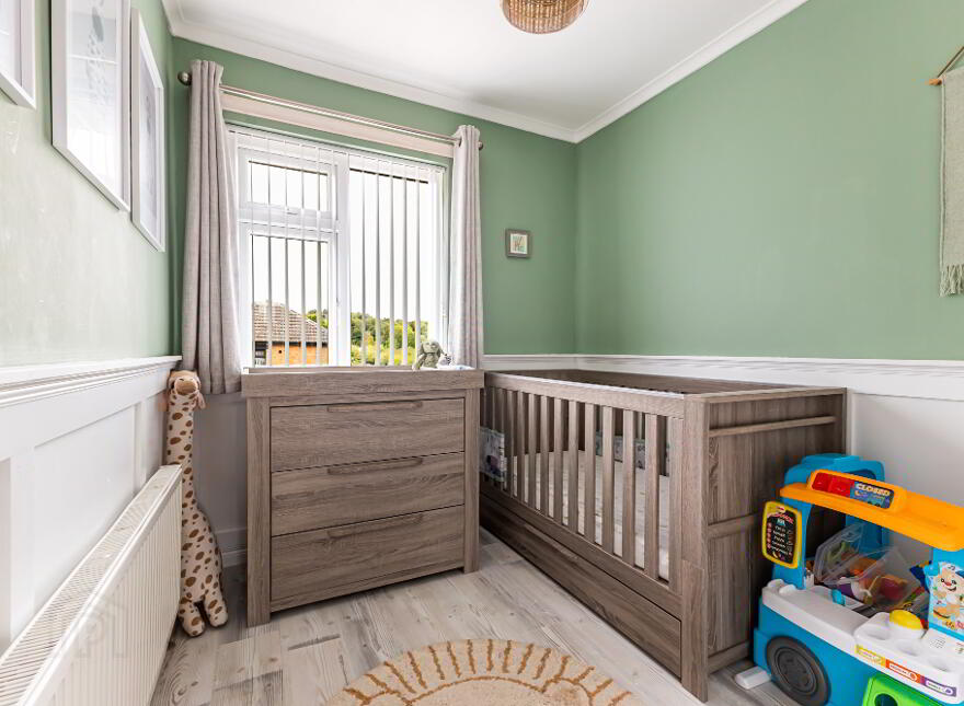35 Sandhill Parade, Belfast, BT5 6FG