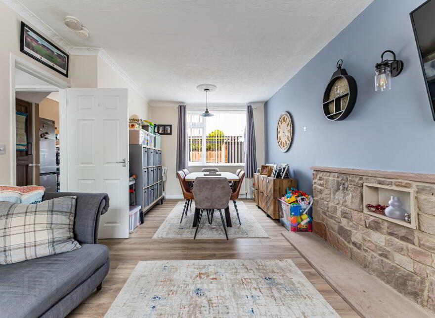 35 Sandhill Parade, Belfast, BT5 6FG
