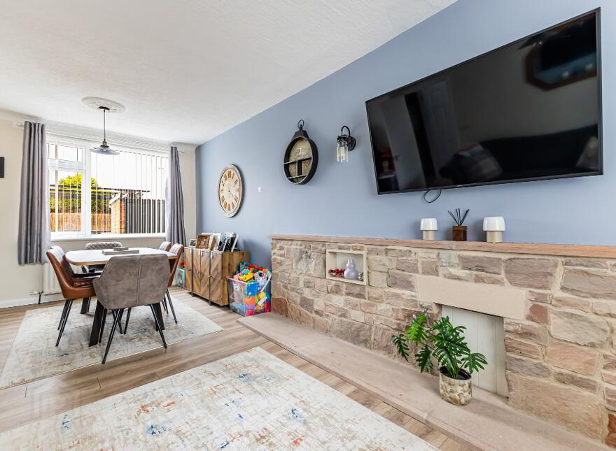 35 Sandhill Parade, Belfast, BT5 6FG