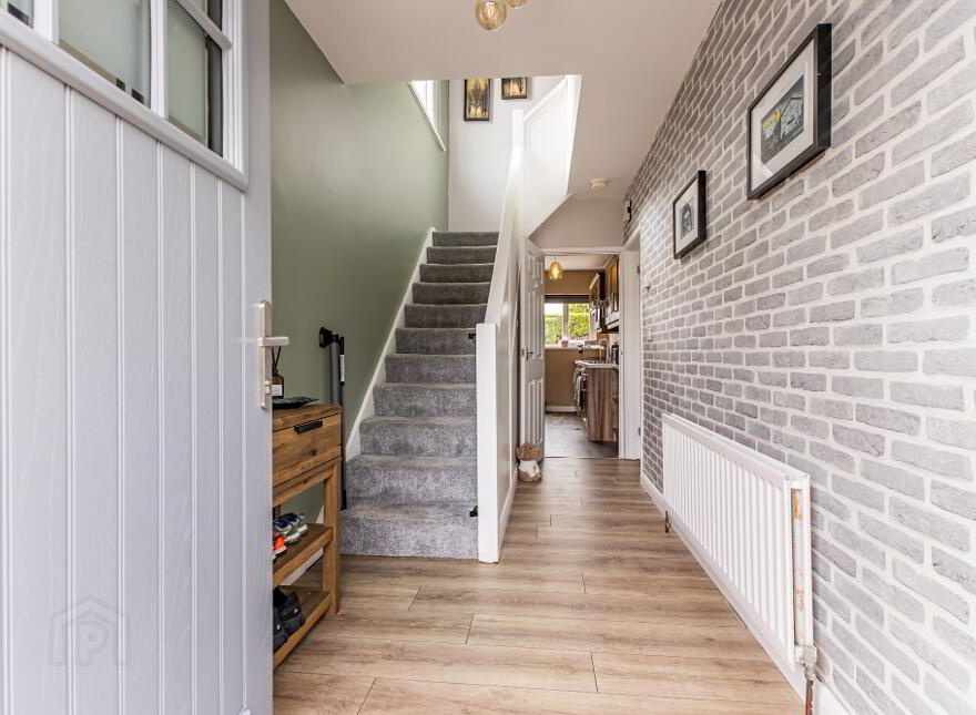 35 Sandhill Parade, Belfast, BT5 6FG