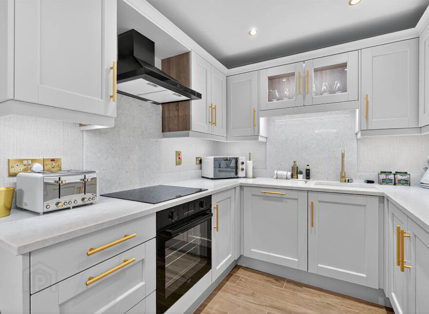Apt 16 Park Royal, 841 Lisburn Road, Belfast, BT9 7GY