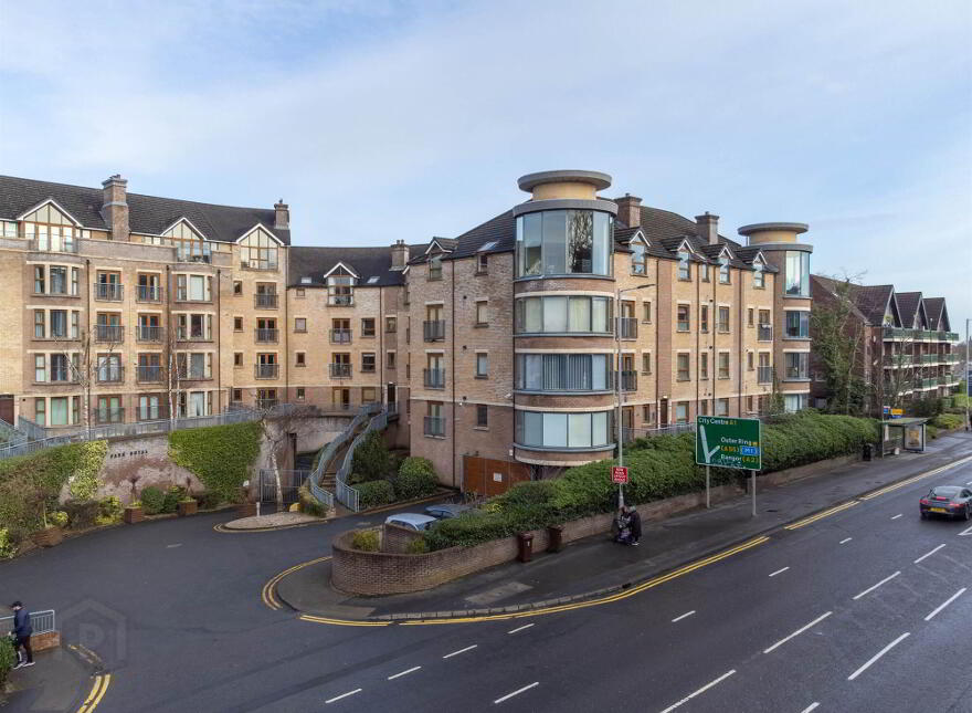 Apt 16 Park Royal, 841 Lisburn Road, Belfast, BT9 7GY photo