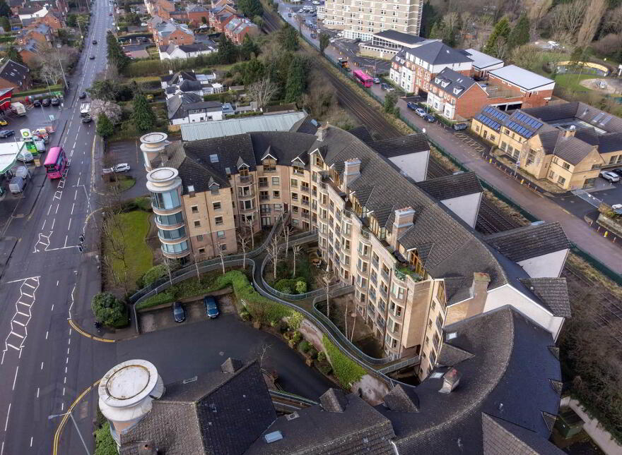 Apt 16 Park Royal, 841 Lisburn Road, Belfast, BT9 7GY