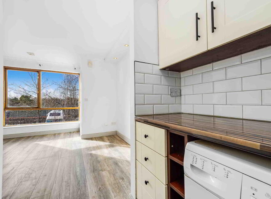 Cedarbrook Avenue, Cherry Orchard, Dublin, D10