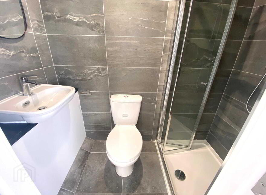 Rossmore Road, Ballyfermot, Dublin, D10