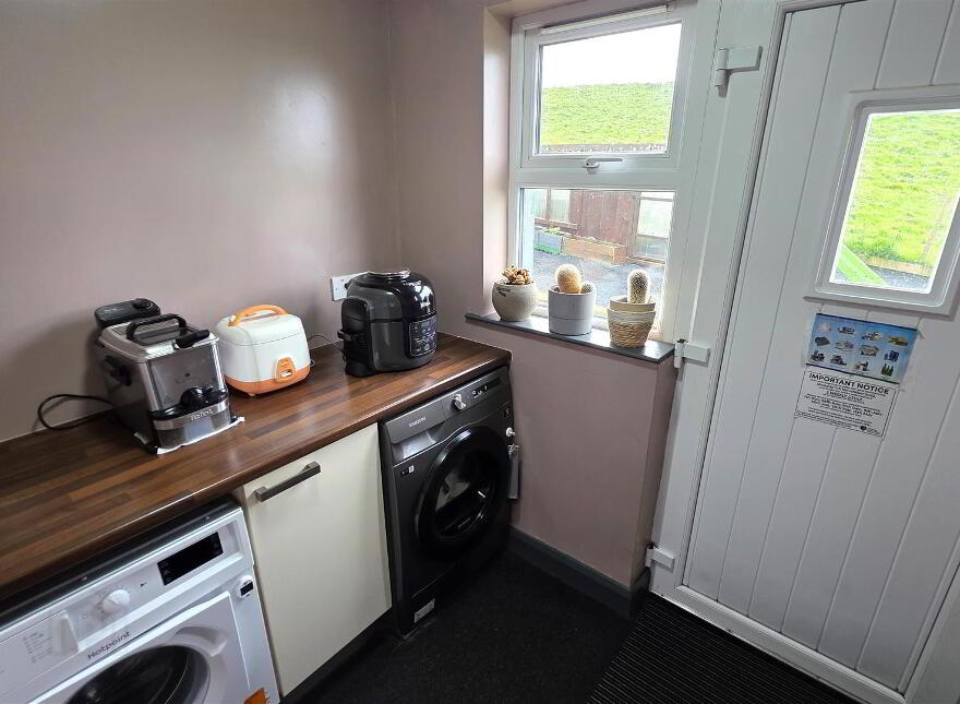121 Castlecat Road, Derry Keighan, Ballymoney, BT53 8AP
