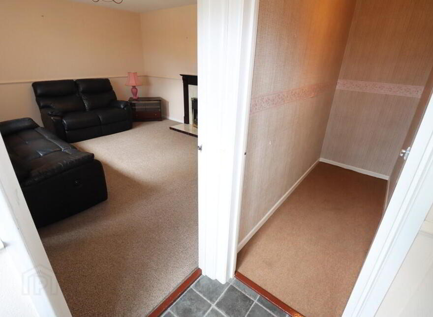 7 Ballyearl Close, Newtownabbey, BT36 5FF