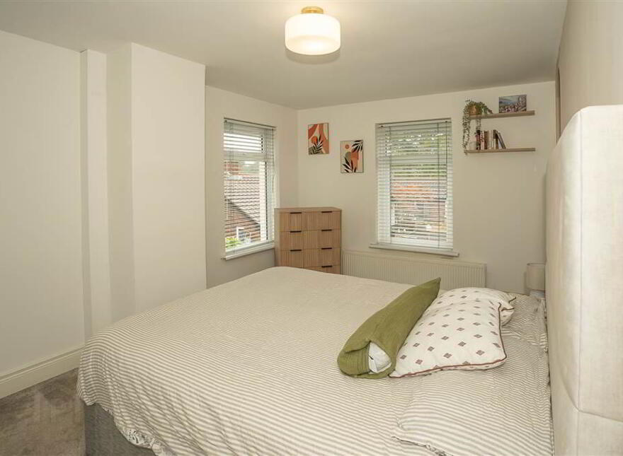 3 Willow Court, Dunmurry, Belfast, BT17 9EG
