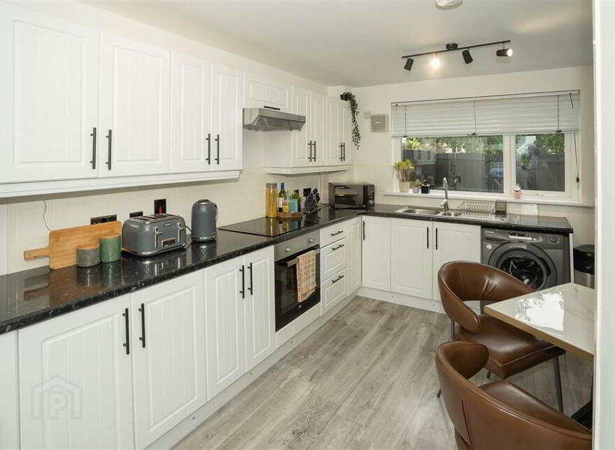 3 Willow Court, Dunmurry, Belfast, BT17 9EG
