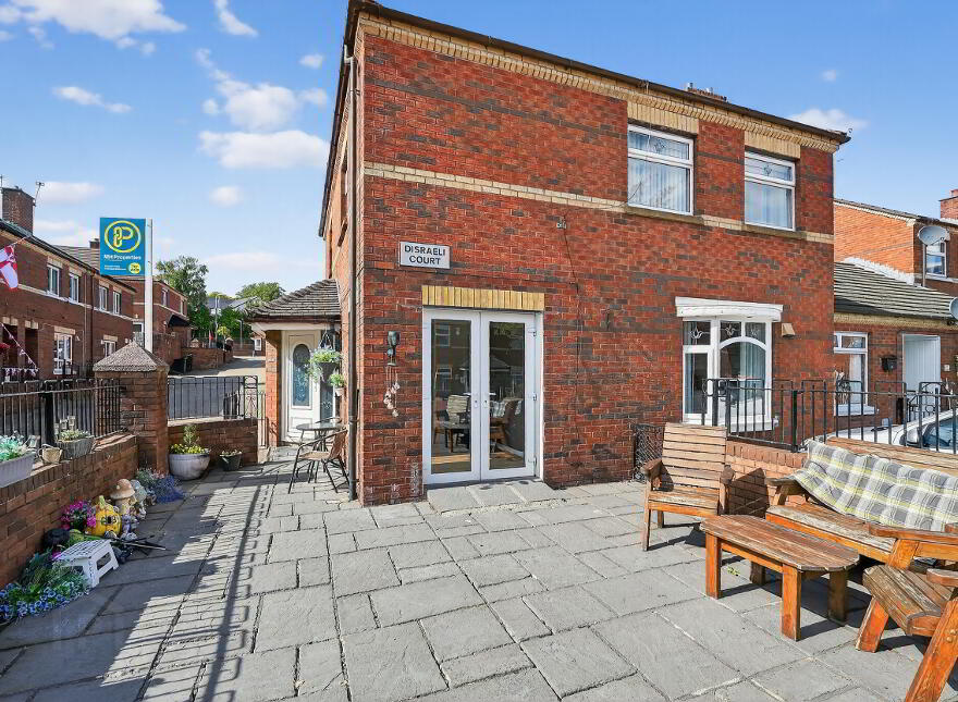 14 Disraeli Walk, Belfast, BT13 3JZ