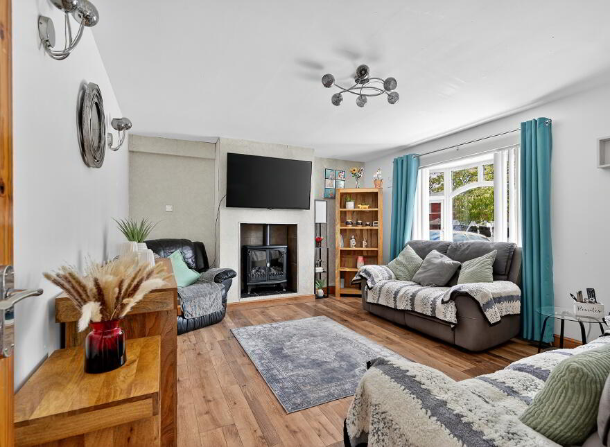 14 Disraeli Walk, Belfast, BT13 3JZ