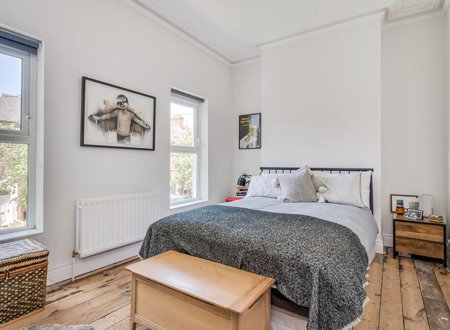 28 Deramore Avenue, Ormeau Road, Belfast, BT7 3ER