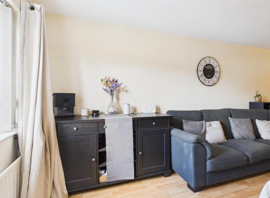 Parkgate Place, 35 Parkgate Avenue, Belfast, BT4 1JA