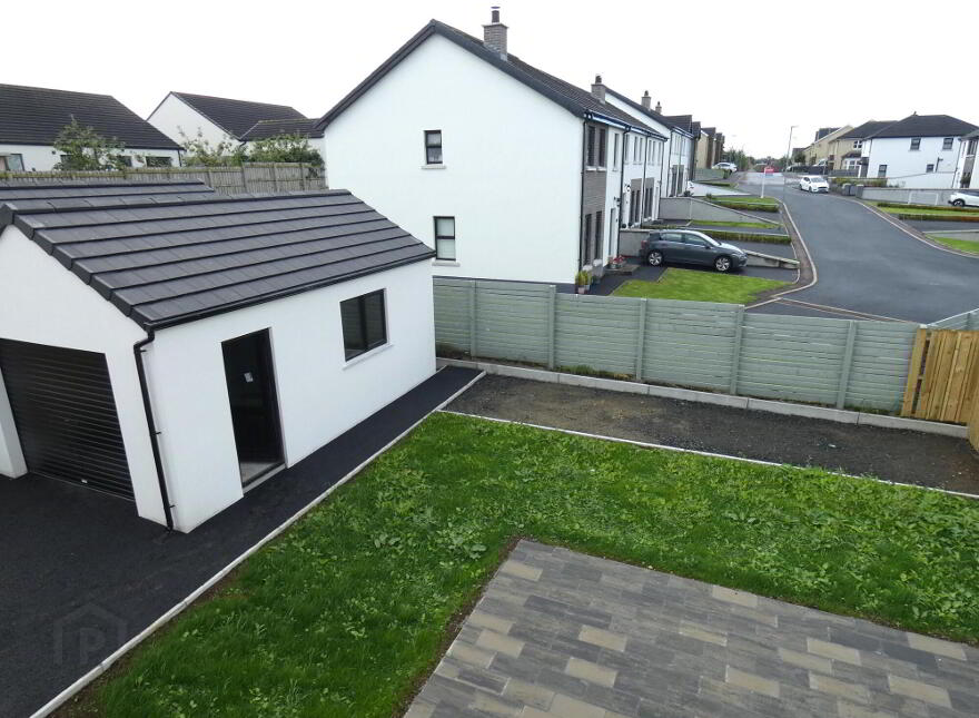 15 Bravallen Crescent, Ballymoney, BT53 7FN