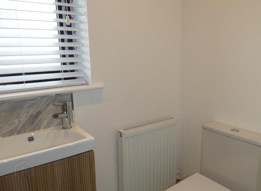 15 Bravallen Crescent, Ballymoney, BT53 7FN