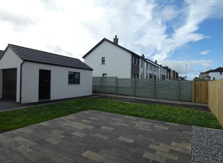 15 Bravallen Crescent, Ballymoney, BT53 7FN