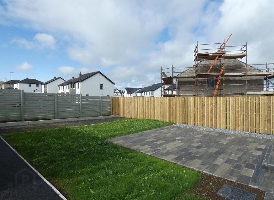 15 Bravallen Crescent, Ballymoney, BT53 7FN