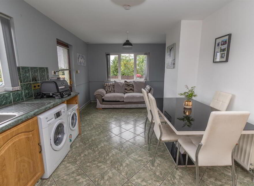 5 Cargagh Road, Downpatrick, BT30 9AG