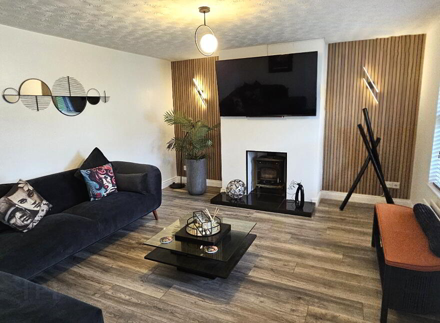 1 Douglas Avenue, Burnside, Ballyclare, BT39 0UA