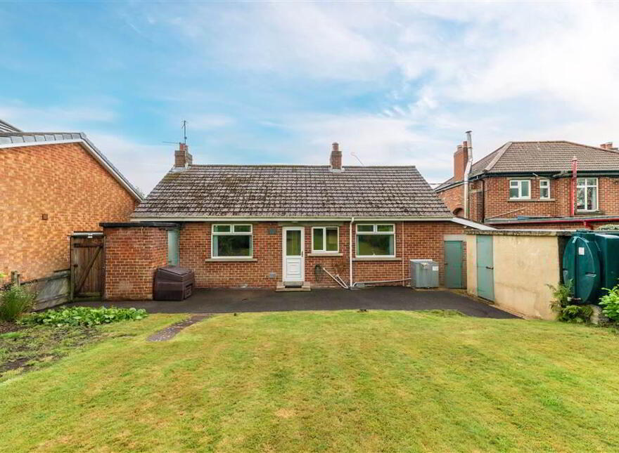 14 Fairview Park, Derriaghy, Belfast, BT17 9HL