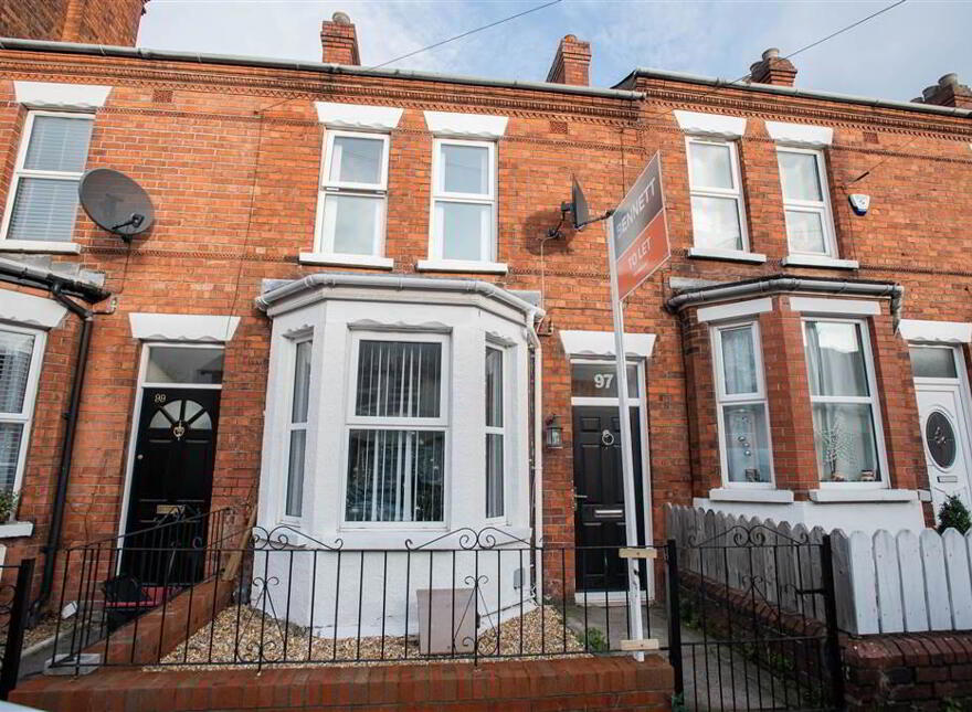 97 Ulsterville Gardens, Belfast, BT9 7BB photo
