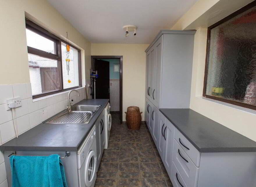 11 Bryansford Gardens, Newcastle, BT33 0EQ