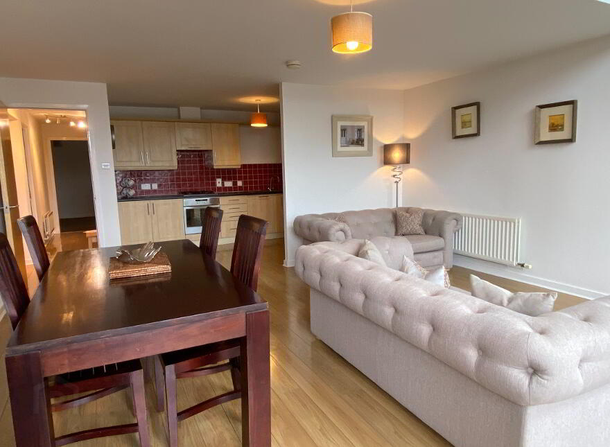36 Queens Square, Belfast, BT1 3FF