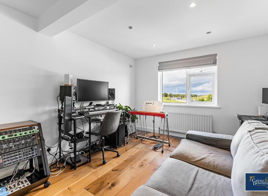 10 New Houses, Tullymacarath, Dromore, BT25 1LH