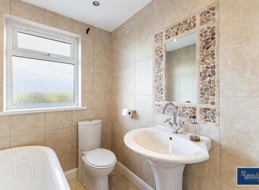 10 New Houses, Tullymacarath, Dromore, BT25 1LH