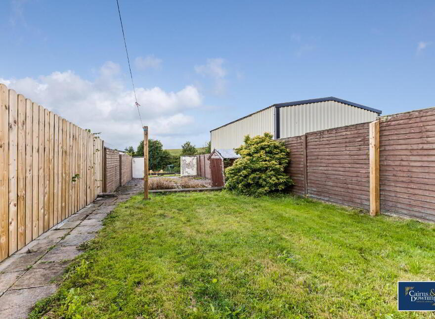 10 New Houses, Tullymacarath, Dromore, BT25 1LH