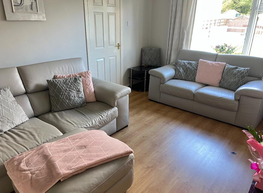 27 Brooklawns, Bessbrook, Newry, BT35 7NR