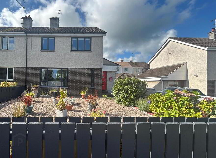 2 Springvale Park, Derry, BT48 0NY photo