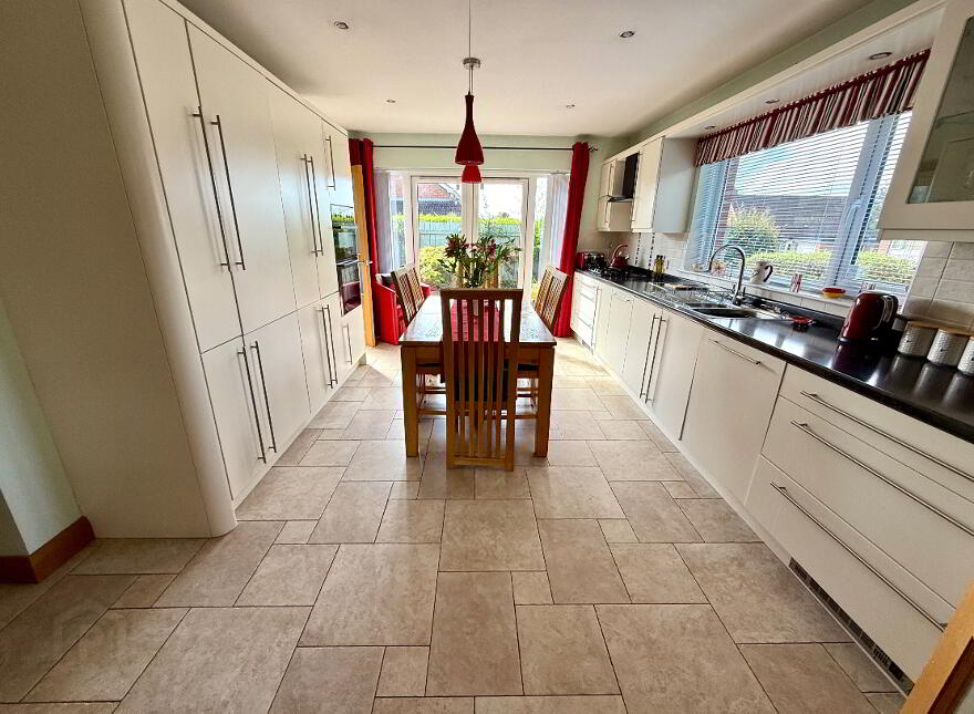 2a Kingsfort Park, Derry, BT48 7SY