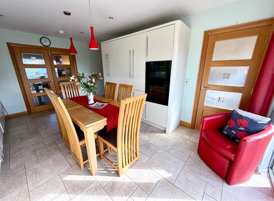 2a Kingsfort Park, Derry, BT48 7SY