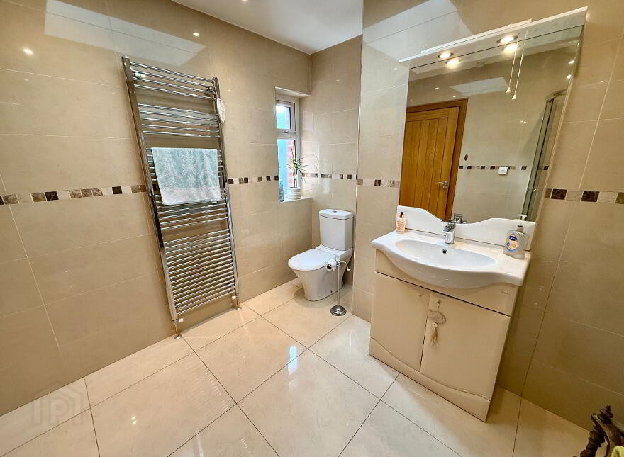 2a Kingsfort Park, Derry, BT48 7SY