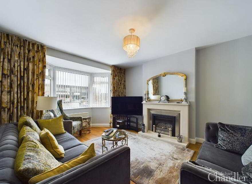 19 Ballynahinch Road, Carryduff, Belfast, BT8 8DN