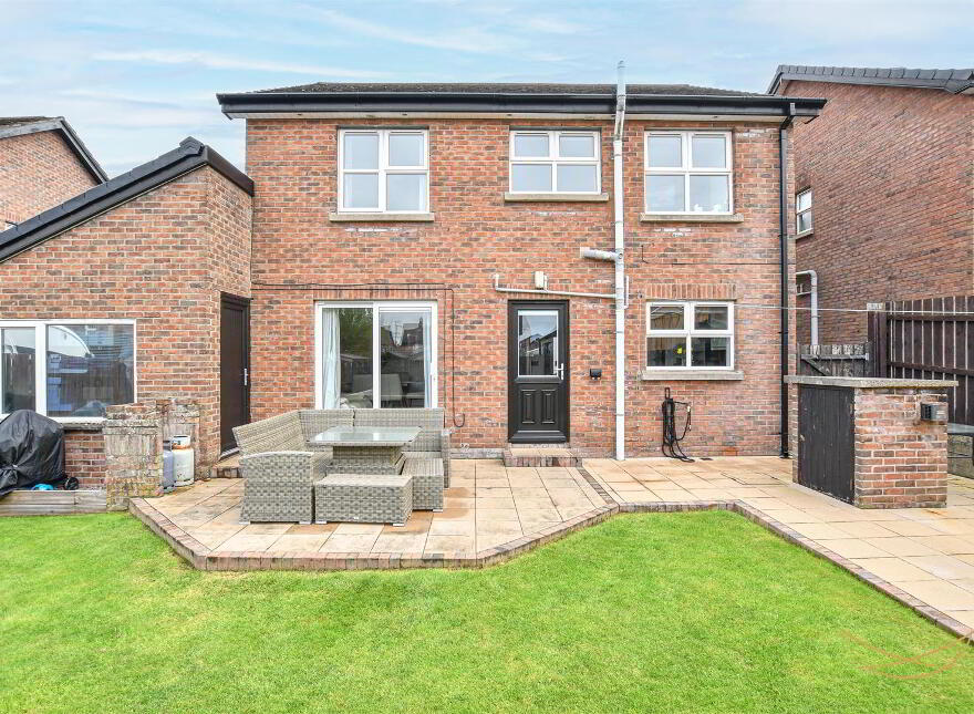 82 Gateside Manor, Ballyclare, BT39 9GA