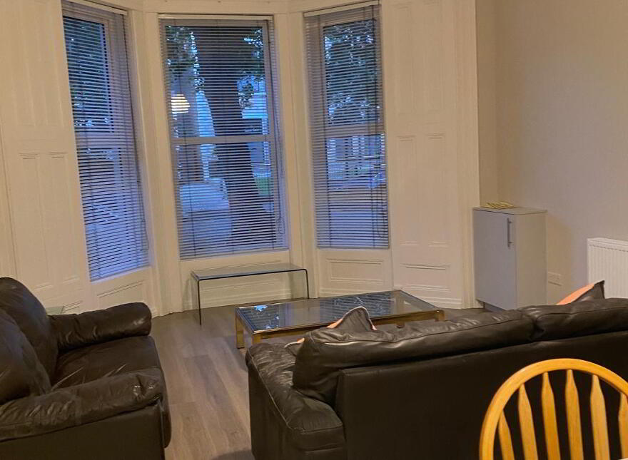 29 Wellington Park, Belfast, BT9 6DL
