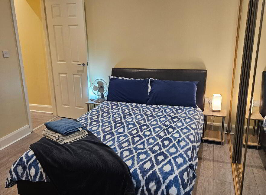 5a Antrim Gardens, Portrush, BT56 8AR