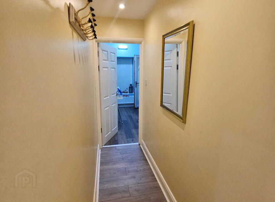5a Antrim Gardens, Portrush, BT56 8AR